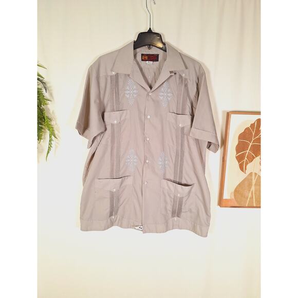 Calidad exportacion Other - Vintage Men's Traditional Mexican Guayabera Button-Up Short-Sleeved Shirt